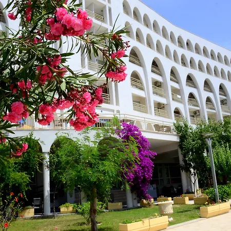 Hotel Goldenday Wings 3*