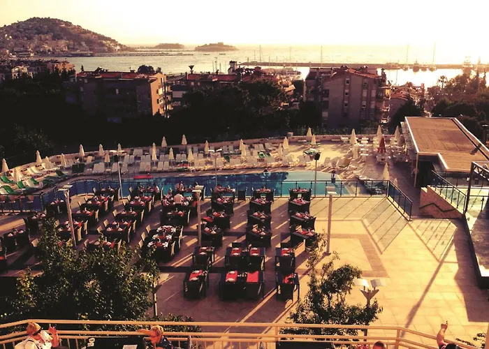 Otel Goldenday Wings