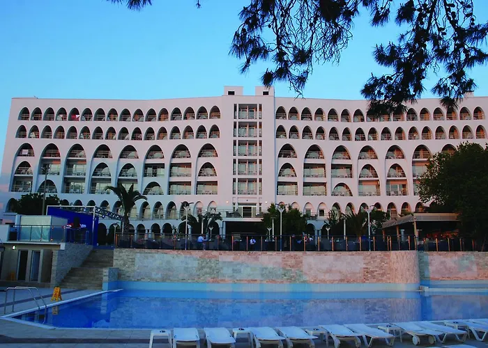 Otel Goldenday Wings