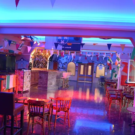 Hotel Goldenday Wings 3*