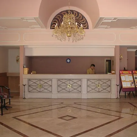 Hotel Goldenday Wings