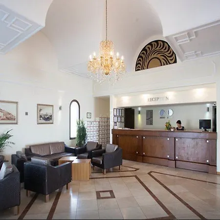 Hotel Goldenday Wings 3*