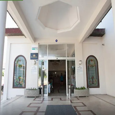 Hotel Goldenday Wings