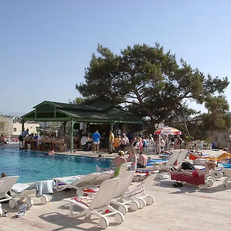 Goldenday Wings Hotell 3*