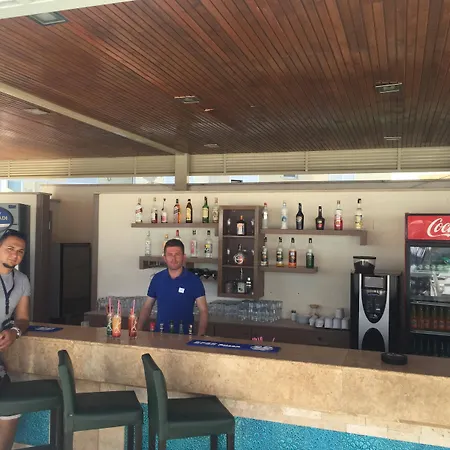 Goldenday Wings ホテル 3*