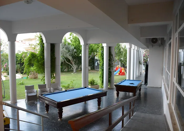 Отель Goldenday Wings