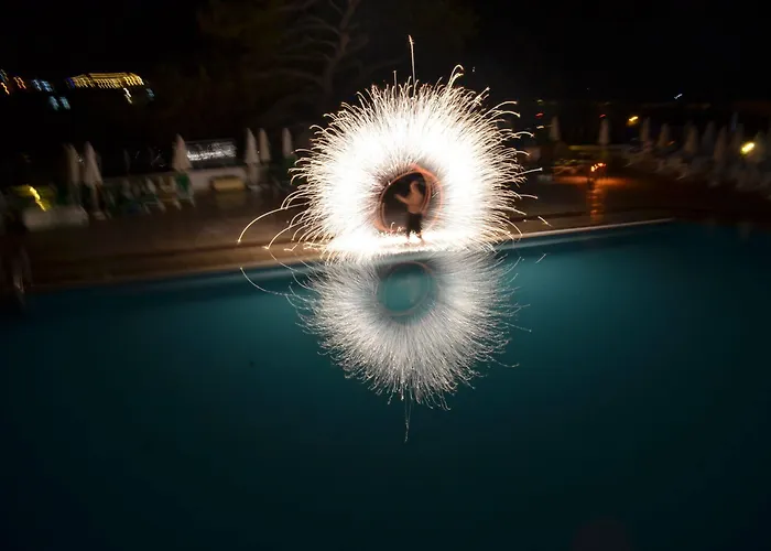 Отель Goldenday Wings 3*