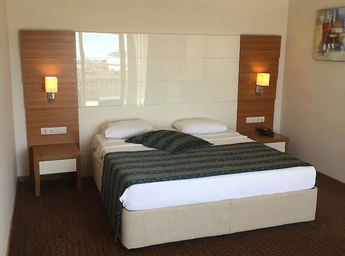 Goldenday Wings Отель Кушадасы